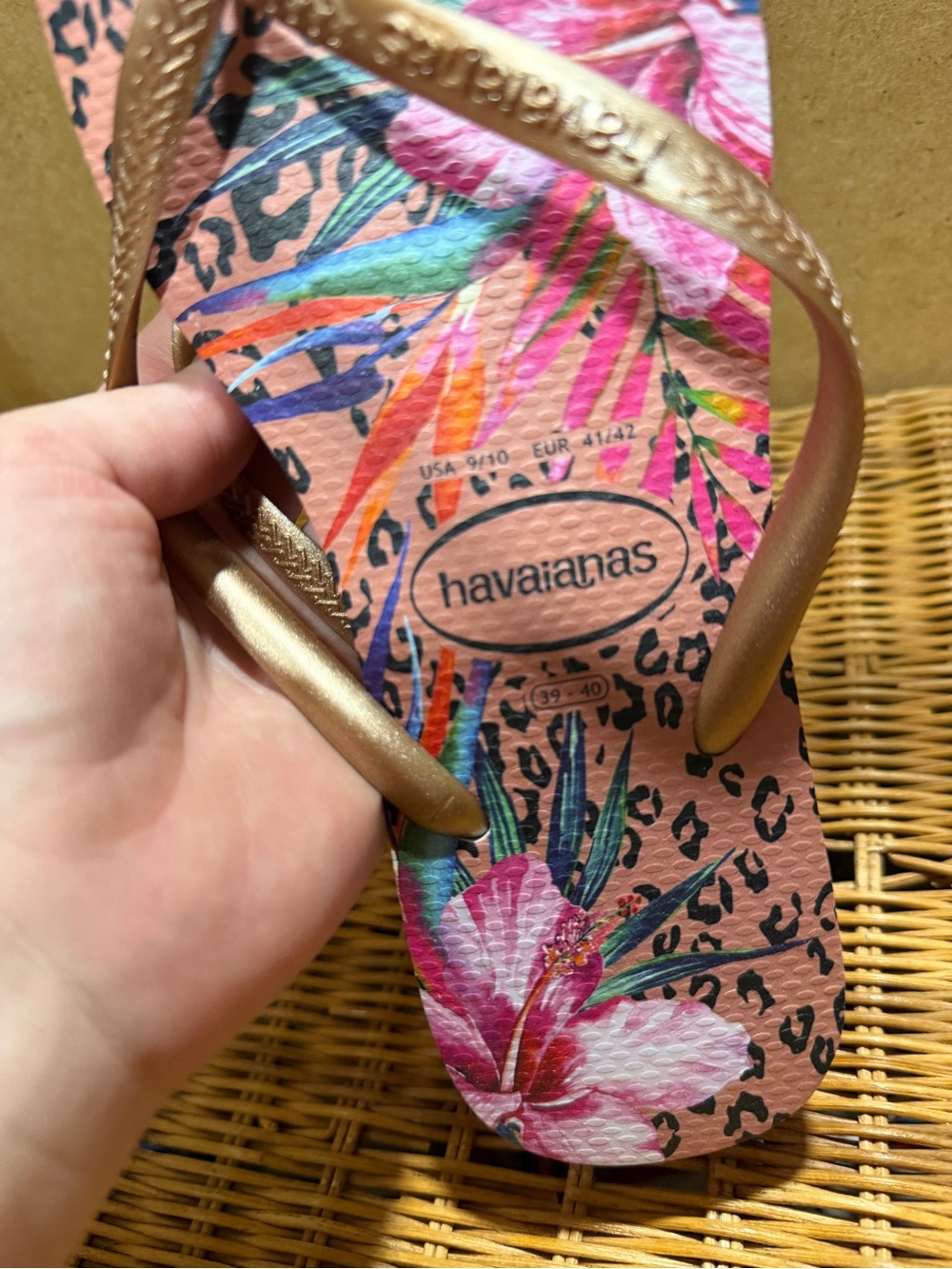 Havaianas Slim Tropical Animal Print Size 9/10 39-40 Flip Flops - Picture 7 of 8